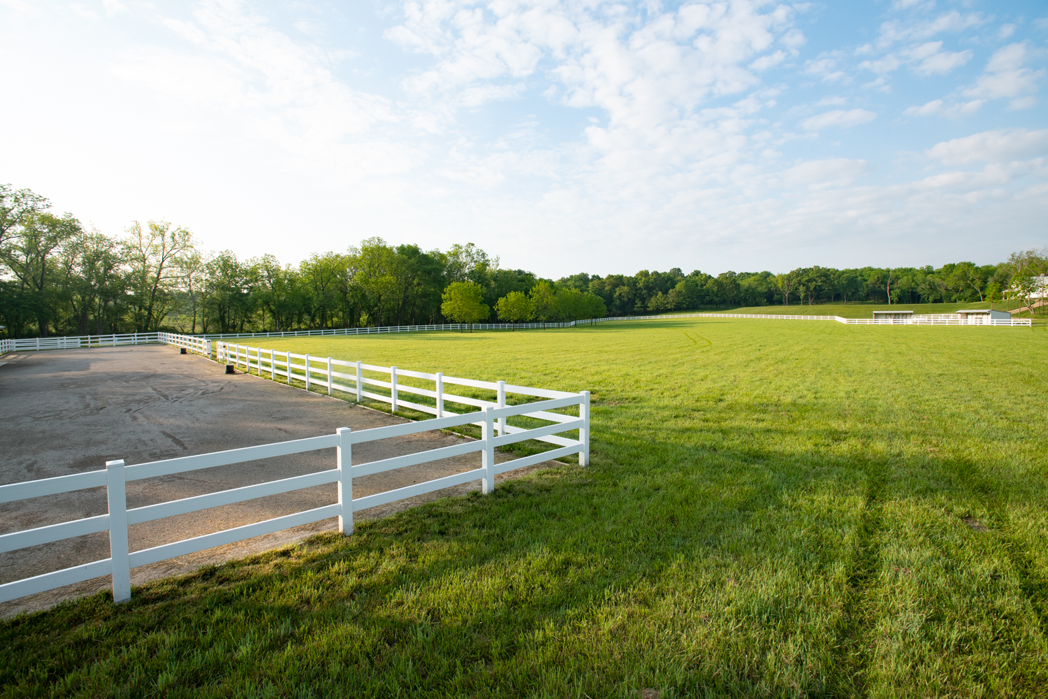 Corner of paddock and pasture at Hidden Timber Farm horse pasture boarding